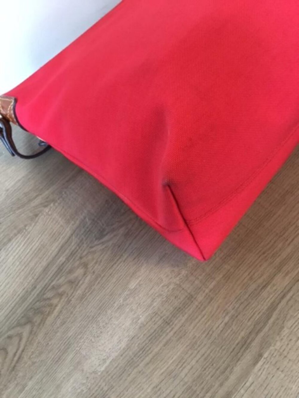 Dooney & Bourke Red Nylon Canvas Crossbody with Leather Trim & Zipper Closure - Picture 8 of 11
